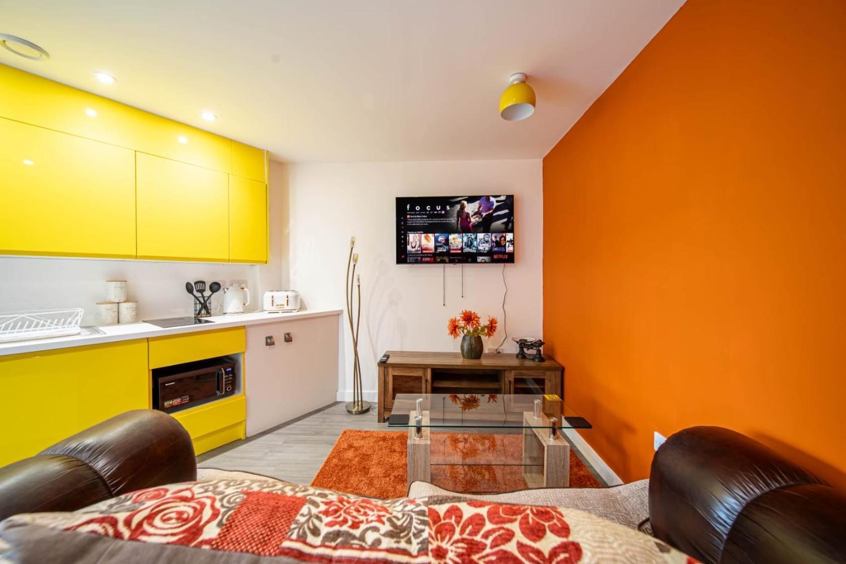Corner Studio Apartment In Sheffield Eksteriør billede