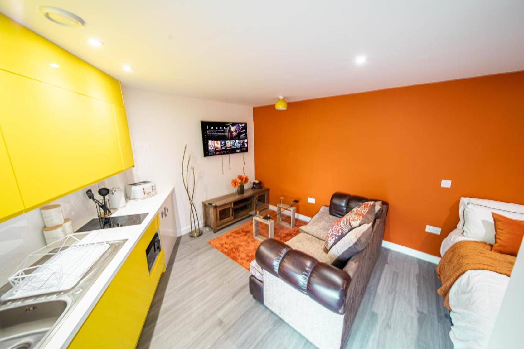 Corner Studio Apartment In Sheffield Eksteriør billede