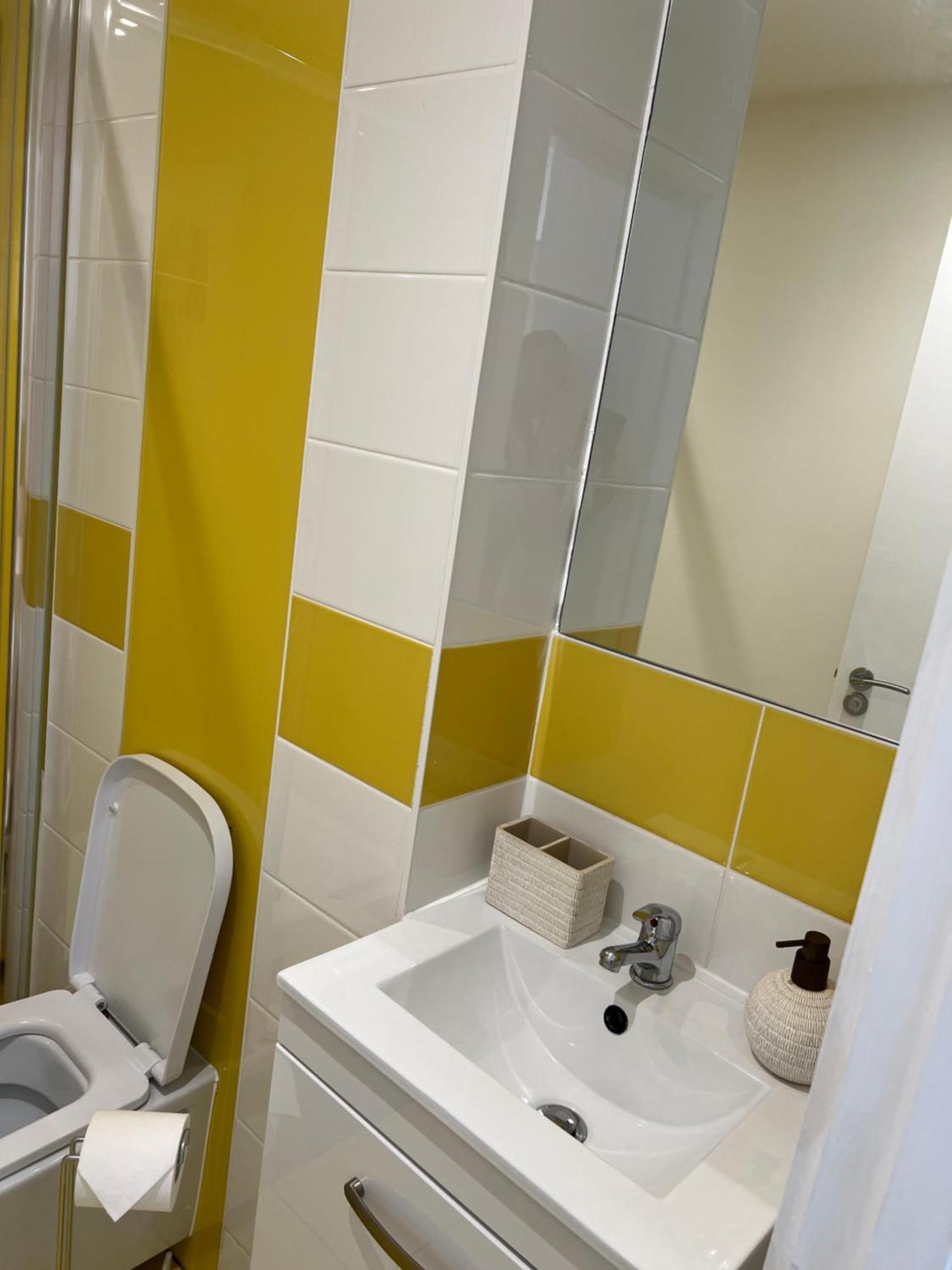 Corner Studio Apartment In Sheffield Eksteriør billede
